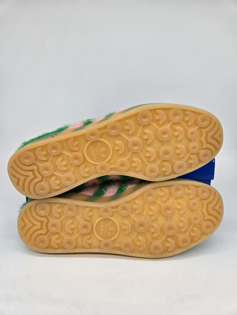 adidas Women's Gazelle Indoor Green Glow Pink Shoes Size 9 - Picture 7 of 8